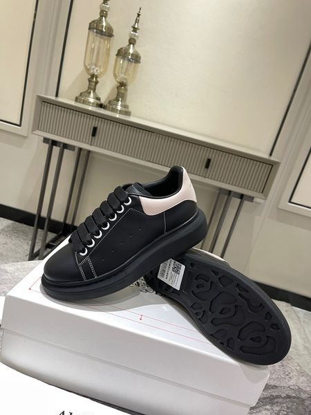 

2023 fashion casual shoes patchwork trendy sneakers men women flat lace-up sport skateboarding trainers 0418, Black