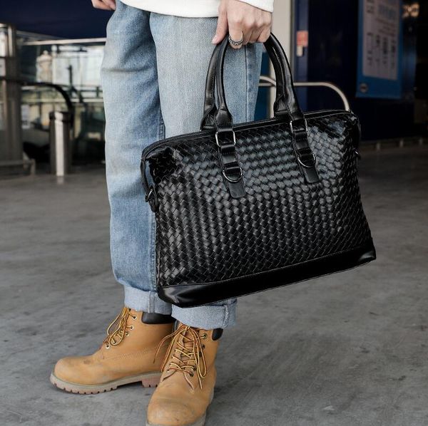 

Mens shoulder bags large-capacity wear-resistant padded leather business briefcase Joker black hand-woven handbag simple men computer bag 8851#
