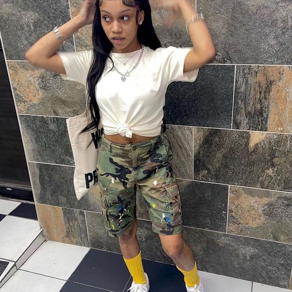 

2023 designer camouflage shorts summer women fashion cargo short pants with pockets casual loose straight trousers y2k streetwear wholesale, White;black