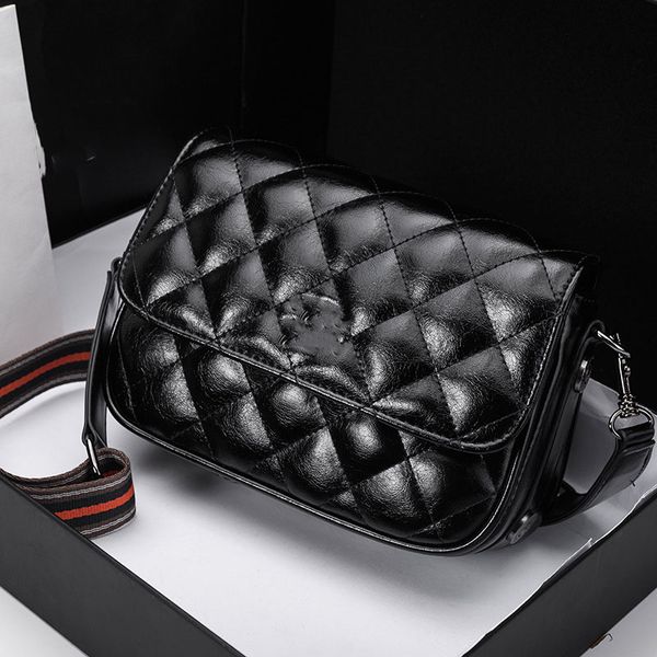 

new niche design high-end diamond chain bag leather shoulder cross-body bag