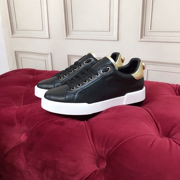 

2023womens designer dunks running shoes fashion black white leather platform shoes massage outdoor air sports trainers breathable designer s