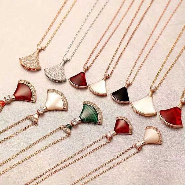 

bangle s925 sterling silver fan-shaped small skirt necklace full of diamond white fritillaria red agate malachite pendant plated with 18k ro, Black