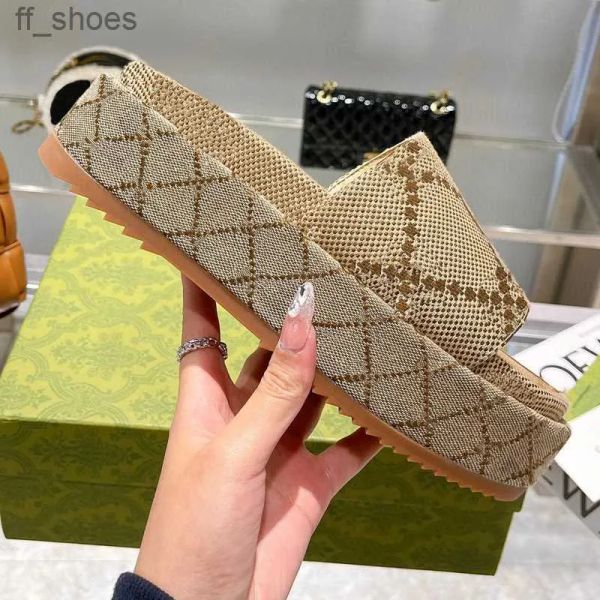 

2023 discount slippers women paris slippers designer wedge pattern embroidery g letters beach casual slides flip flops ladies platform t wze, Black