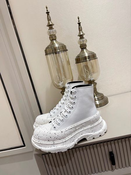 

2023 mens women casual dress shoes white red golden triple black fashion mens womens leather 0418