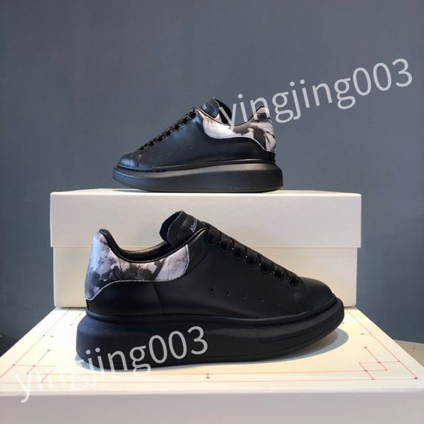 

2023 luxurys excellent mens or womens shoes sneakers fashion trend casual versatile design couple models comfortable breathable, Black