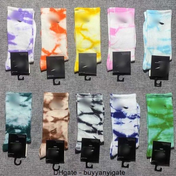

2023 wholesale socks men's women stockings pure cotton 10 colors sport sockings letter nk color tie-dye printing a1, Black