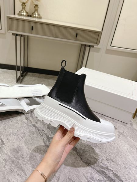

2023 designer boots flat sneaker casual shoes denim canvas leatherfashion platform mens womens low sneakers 0418, Black