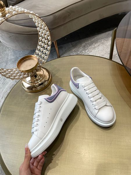 

2023 mens women shoe strawberry wave mouth tiger web print vintage trainer man woman variety 0418, Black