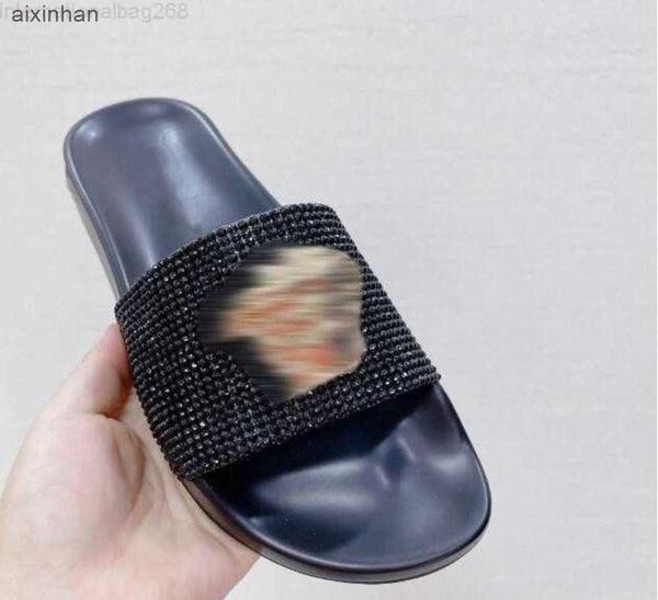 

luxury designer slide slippers summer sandals men beach indoor flat flip flops leather lady women fashion classic shoes78, Black