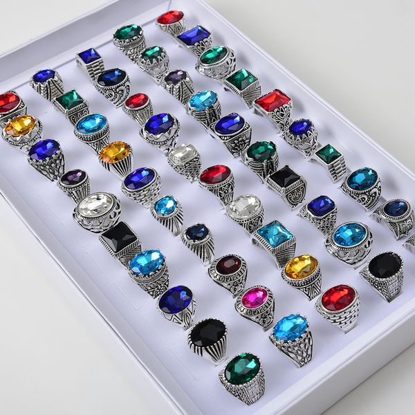 

cluster rings wholesale 50pcslots vintage metal glass stone rings for men women imitation gemstone jewelry gift wedding mix style 230422, Golden;silver