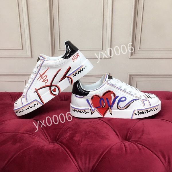 

new womens brand quality dunks running shoes fashion black white leather platform shoes outdoor sports trainers breathable sneakers2023