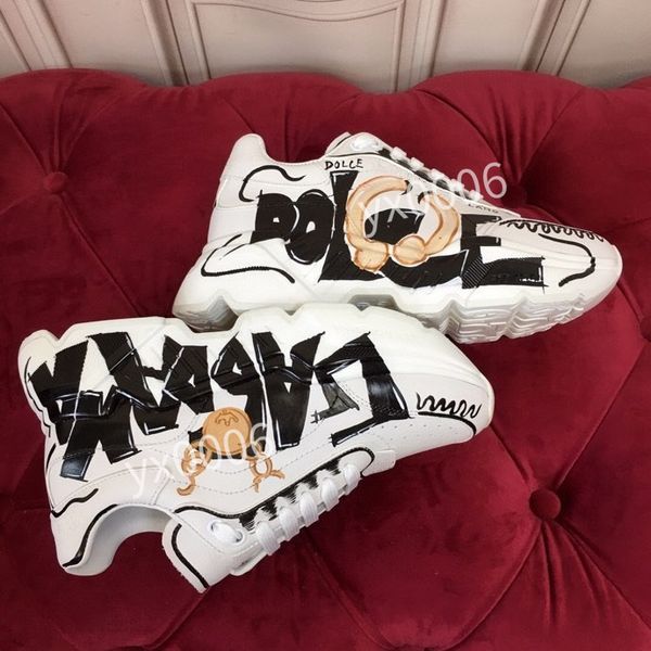 

2023new mens quality dunks running shoes brand black white leather platform shoes outdoor sports trainers breathable sneakers