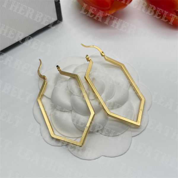 

fashion designer earrings gold plated stud for womens classic pattern hollow ear jewelry for party, Golden;silver