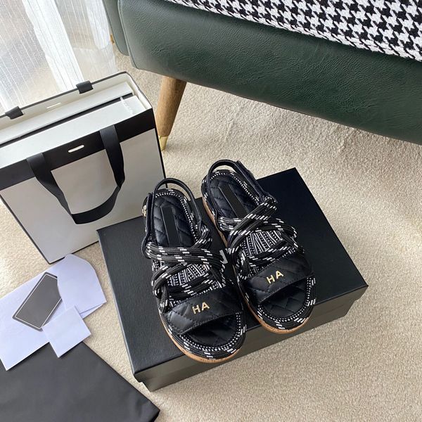 

designer slipper luxury slides brand sandals woman slide men slippers flat bottom flip flop design sneakers leather sandal by 1978 w272 003, Black