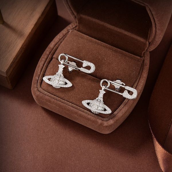 

fashion designer stud earring woman letter vivian diamond pearl gold hoop earing westwood women trend saturn earrings 45412124, Golden;silver