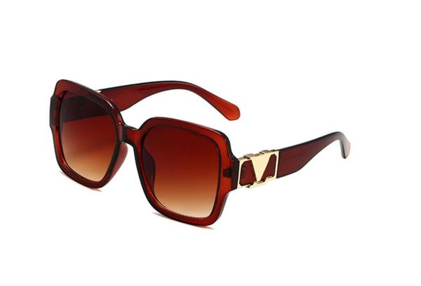 

flower lens sunglasses with letter designer brand sun glasses women men traveling sunglass black grey beach adumbral 8867, White;black