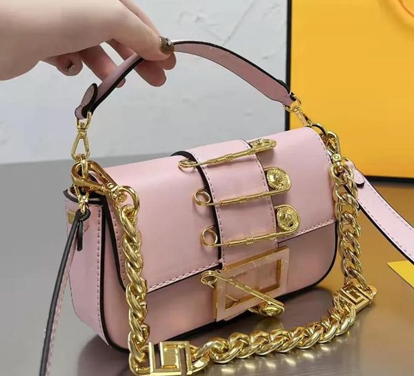 

designer women brooch baguette shoulder bag fashion classic baguettes handbags woman big chain strap underarm handbag luxurys designers bags