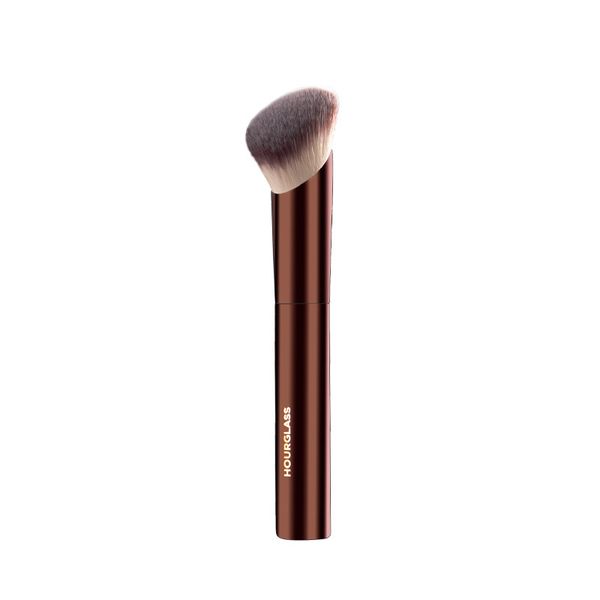 

Hourglass Ambient Soft Glow Foundation Makeup Brush - Slanted Soft Hair Liquid Cream Foundation Contour Cosmetics Beauty Tools