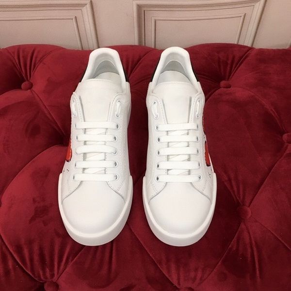 

2023r dunks running shoes fashion black white leather platform shoes massage outdoor air sports trainers breathable designer sneakers