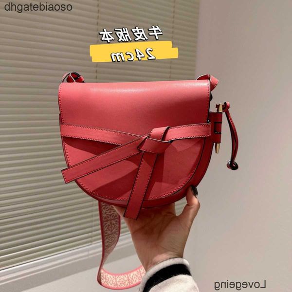 

purse cross loews bags leather 2023 anagram straps embroidered designer shoulder strap cowhide bow knot cover bag gates body women t1et