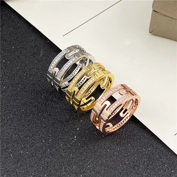 

Designer Ring High Quality Designer Titanium Band Rings Classic Jewelry Fashion Ladies Rings Holiday Gifts
