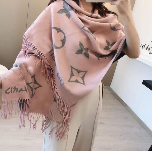 

designers Designer Echarpe 2023 scarf Scarf New V Scarf Cashmere Thick Shawl Women Long Winter Wram Pashmina Wraps Hijab with Ta