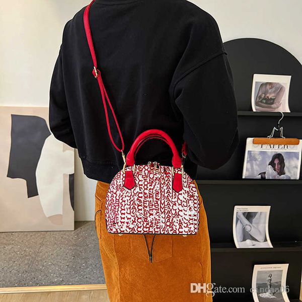

shell bag 2023 women designer shoulder bag new fashion pu printing letter casual handbag one crossbody bags