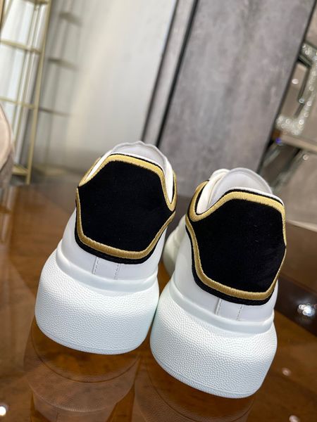 

2023 mens women shoe strawberry wave mouth tiger web print vintage trainer man woman variety of styles 0418, Black