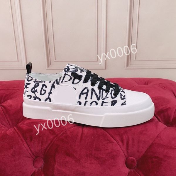 

quality designer dunks running shoes fashion black white leather platform shoes massage outdoor air sports trainers breathable designer snea