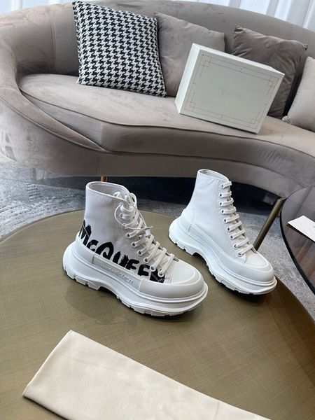 

2023 new women designer travel leather lace-up sneaker fashion lady flat running trainers letters woman 0418, Black