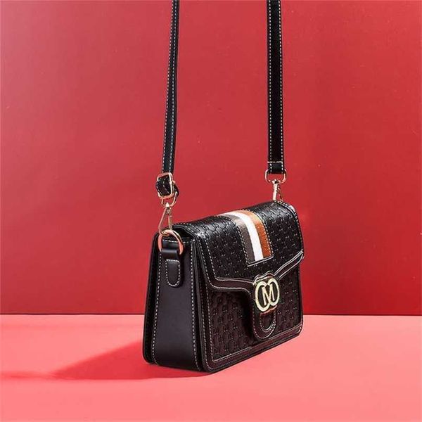 

designer bag women's 2023 new genuine leather texture small square bag small design ins red one shoulder handheld crossbody bag