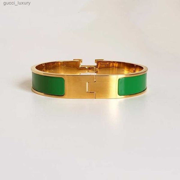 

2022 designer design bangle stainless steel gold buckle bracelet fashion jewelry men and women bracelets, Black