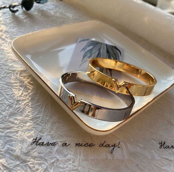 

bangle titanium steel women love designer bracelets silver rose gold s v letter color narrow bracelet fashion jewelry lady with box 28ess, Black