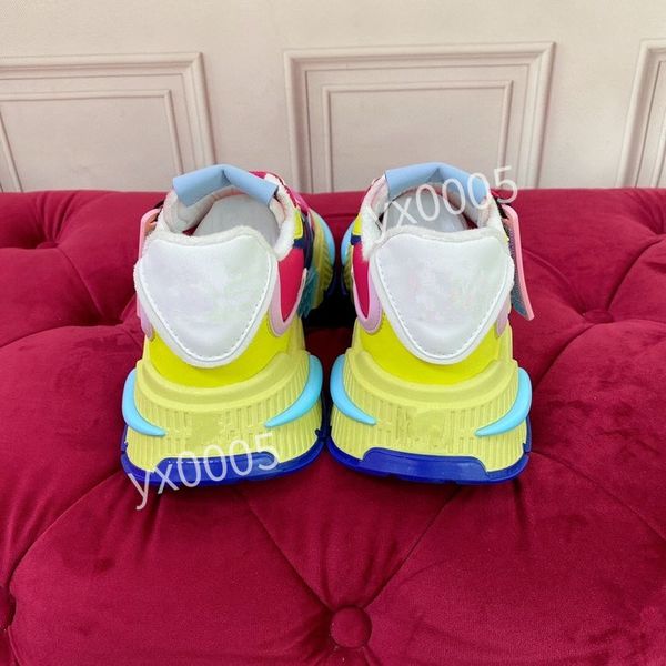 

designer boots womens running shoes breathable technology mesh stylish classic black sneaker comfortable