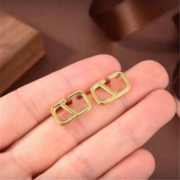 

new fashion earrings designer women stud luxury gold heart shape v letter earring men women wedding party jewelry gifts, Golden;silver