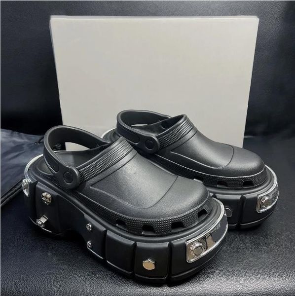 

designer hardcrocs sandal round toe rubber sandal men women waterproof thick soled punk studded slippers size35-44, Black