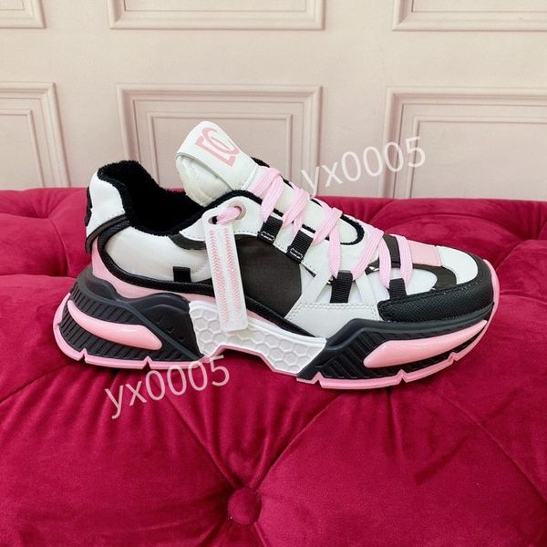 

2023designer boots womens same model running shoes breathable technology mesh stylish classic black sneaker comfortable