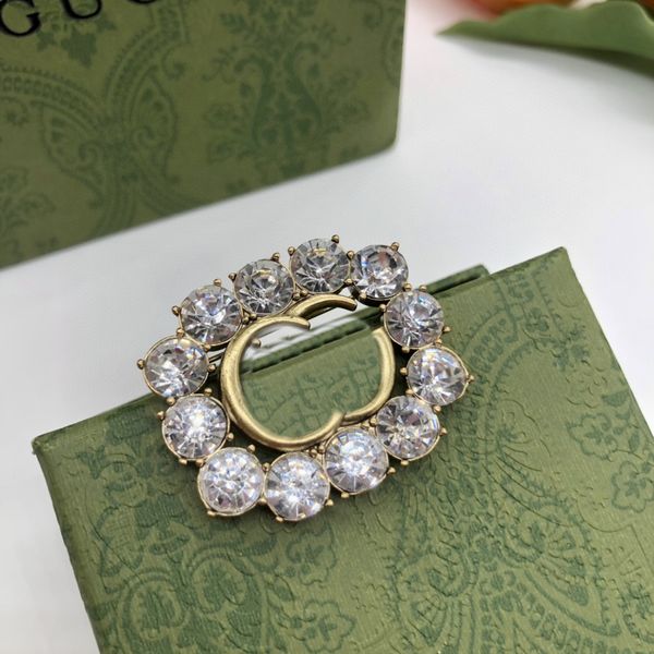

vintage bronze crystal diamond brooch g pin brooch 18k gold plated inlay crystal rhinestone jewelry brooch charm pearl pin marry wedding par, Gray
