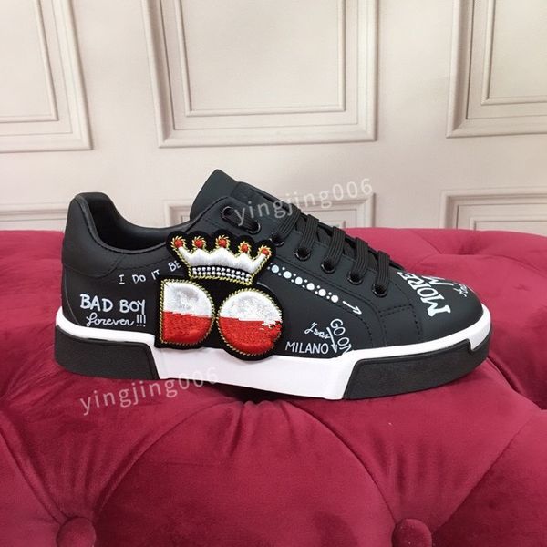

2023new women designer quality casual shoes travel leather lace-up sneaker fashion lady flat running trainers letters men gym sneakers, Black