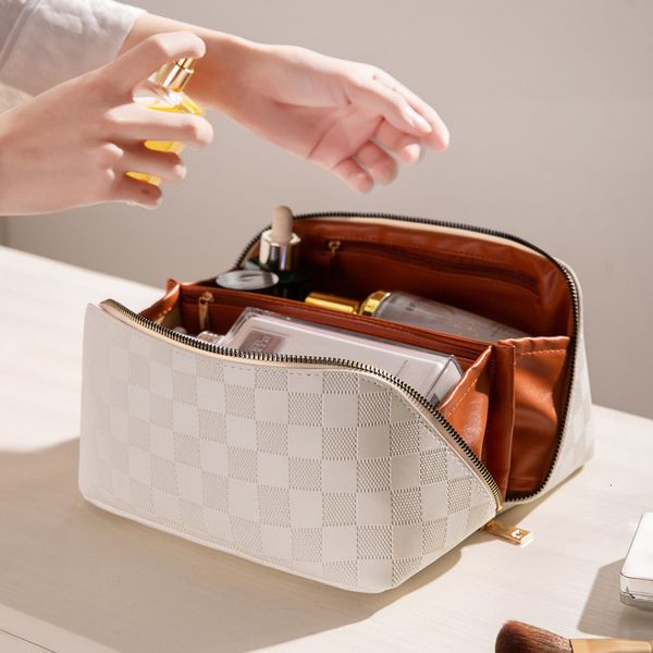 

cosmetic bags cases large capacity travel cosmetic bag portable pu plaid makeup pouch women waterproof bathroom washbag storage pouch toilet