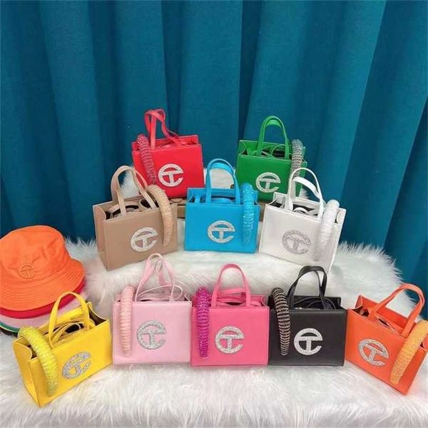 

designer bag baobao women's t home 2023 new embossed large capacity women's bag casual simple and versatile three piece bags facto