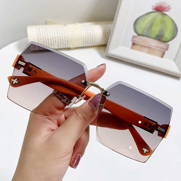 

frames 2023 new fashion large frame glasses frameless trimmed women's ins same sunglasses, White;black