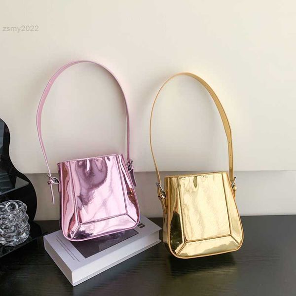 

totes fashion patent leather shoulder bags for women 2023 new summer armpit bag luxury purses and handbags ladies hand bag