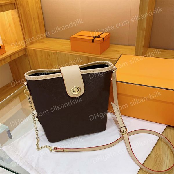 

luxury shoulder bags designer bucket bags cross body bag vintage handbag with metal chain new women's printed purse