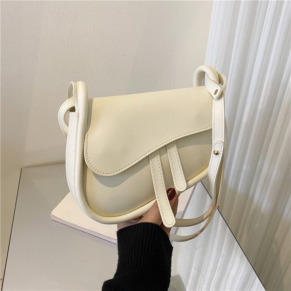 

evening bag's shoulder bags simple trendy casual niche messenger fashion single saddle 230424