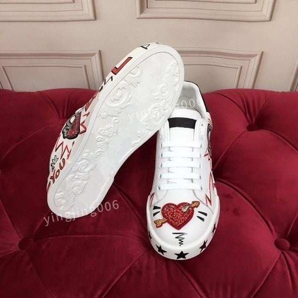 

new brand designer quality casual shoes travel leather lace-up sneaker fashion lady flat running trainers letters men gym sneakers2023, Black