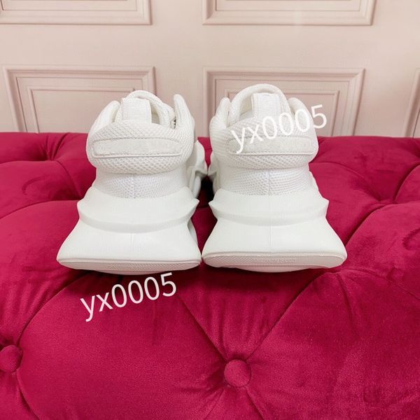 

designer womens shoe leather lace up men fashion platform sneakers white black mens womens luxury casual shoes2023