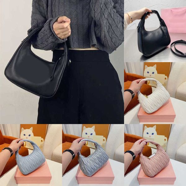 

hobo bag designer bags women crossbody bags luxurys handbags wrinkled sheepskin leather messenger letter printing 220926