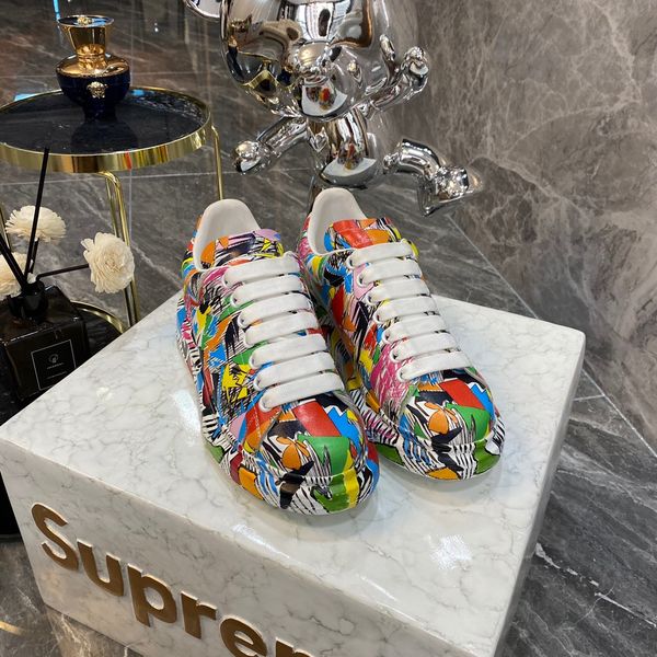 

2023 boots snow boot designer sneakers ankle short boot winter shoes triple black chestnut purple navy grey 0418