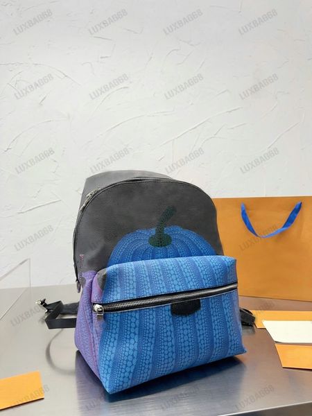 

briefcases style men's designer bags yk discovery backpack m46440 yayoi kusama colorful pumpkins designers travel bag for men